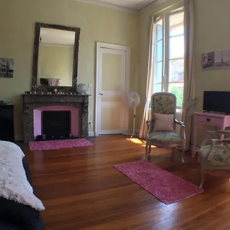 Domaine Du Griffon Bed & Breakfast